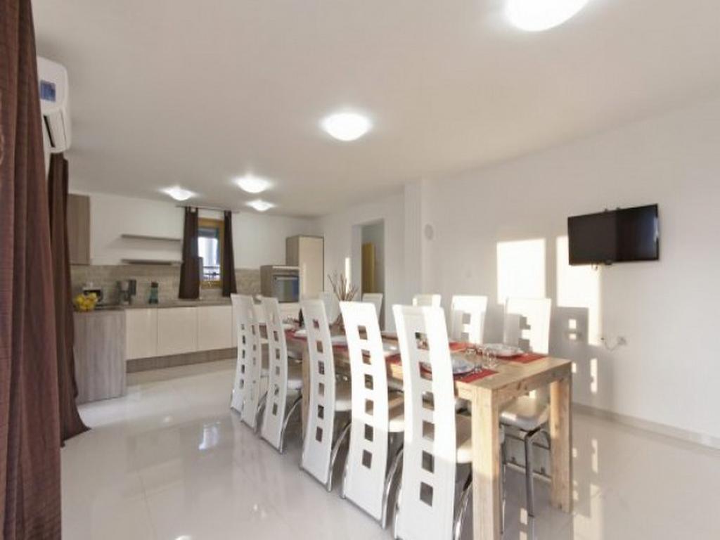 פאז'אנה Villa Palatium I מראה חיצוני תמונה